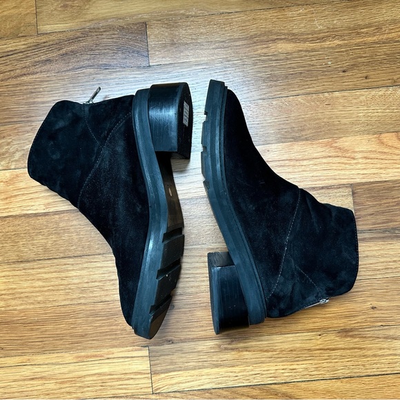 LD Tuttle Suede ankle boots - Picture 6 of 6